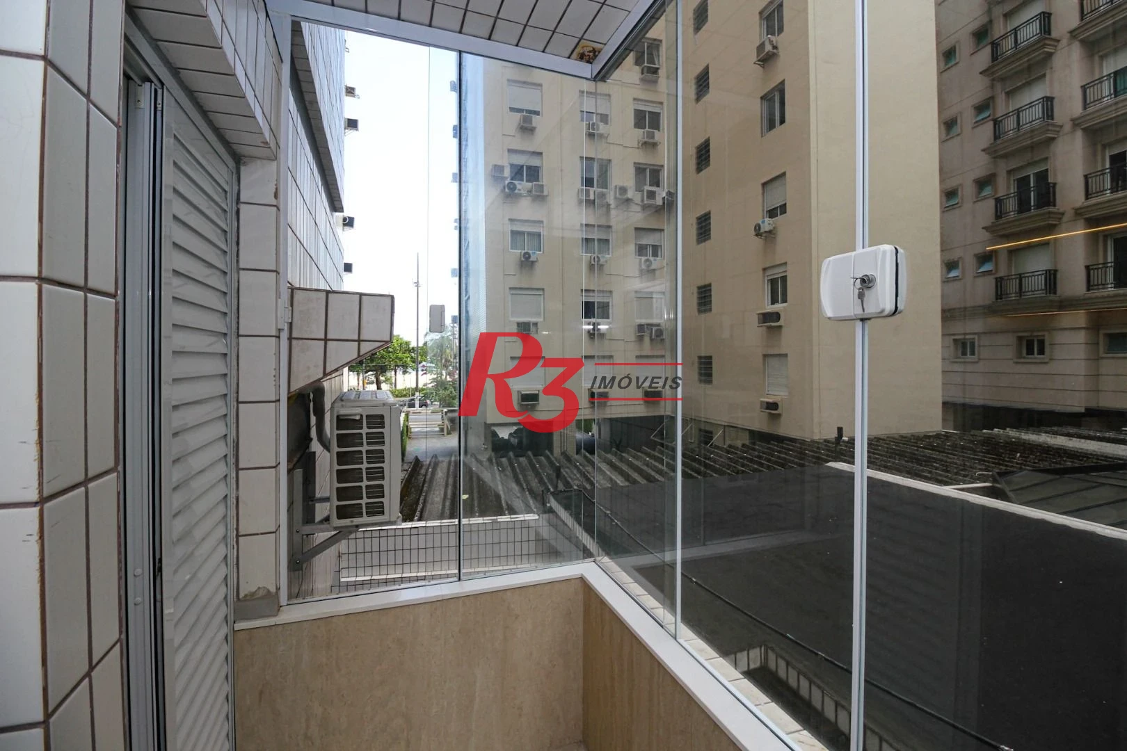 Apartamento com 3 Quartos à venda, 272 m² por R$ 2.950.000 - Gonzaga - Santos/SP