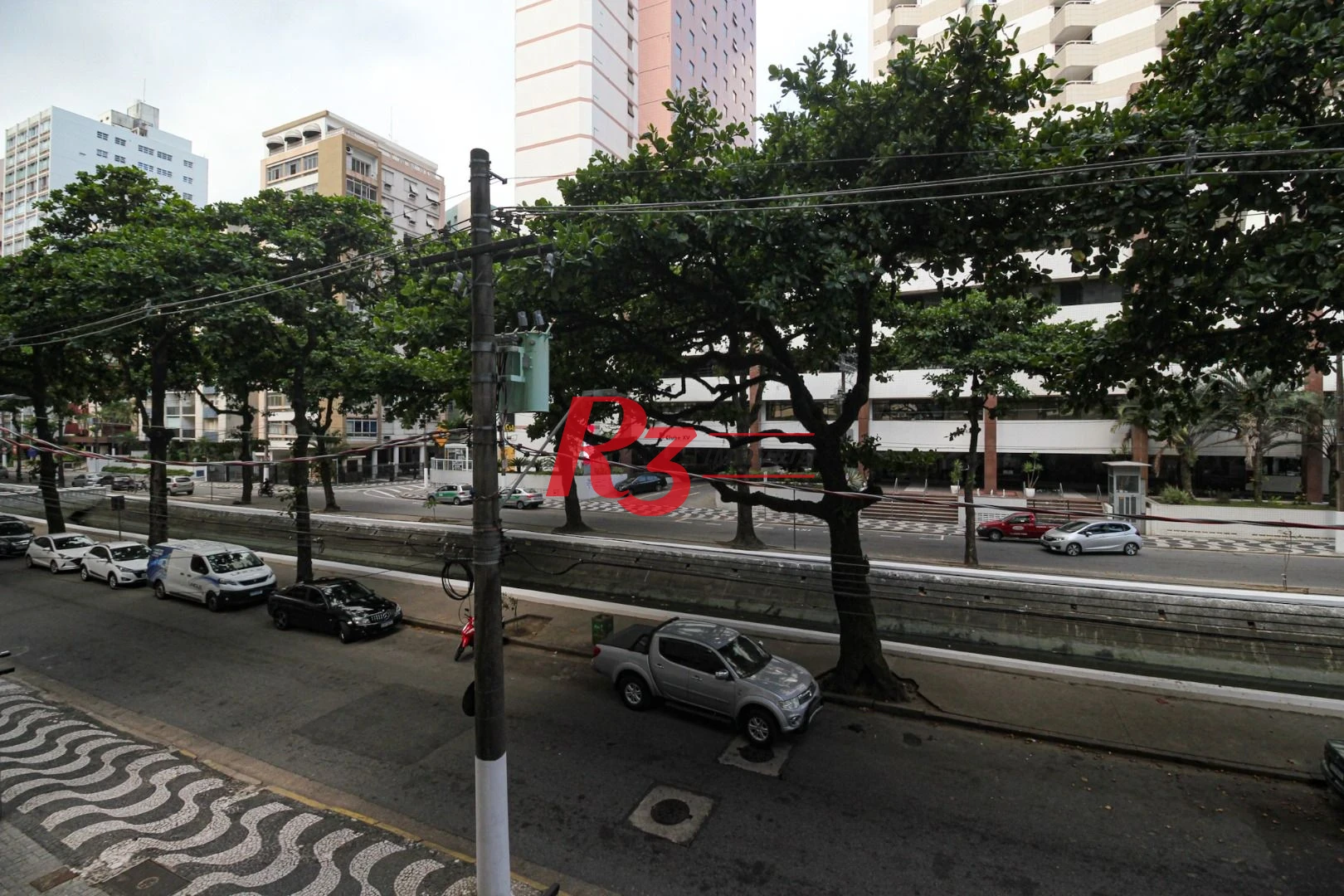 Apartamento com 3 Quartos à venda, 272 m² por R$ 2.950.000 - Gonzaga - Santos/SP