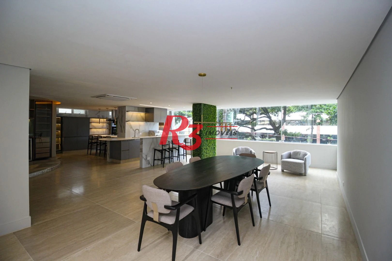 Apartamento com 3 Quartos à venda, 272 m² por R$ 2.950.000 - Gonzaga - Santos/SP