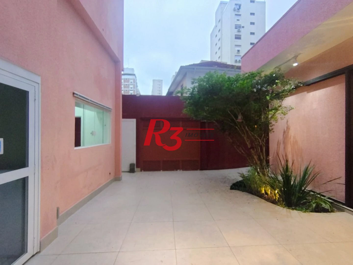 Casa comercial com 394 m² por R$ 35.000,00/mês - Pompéia - Santos/SP
