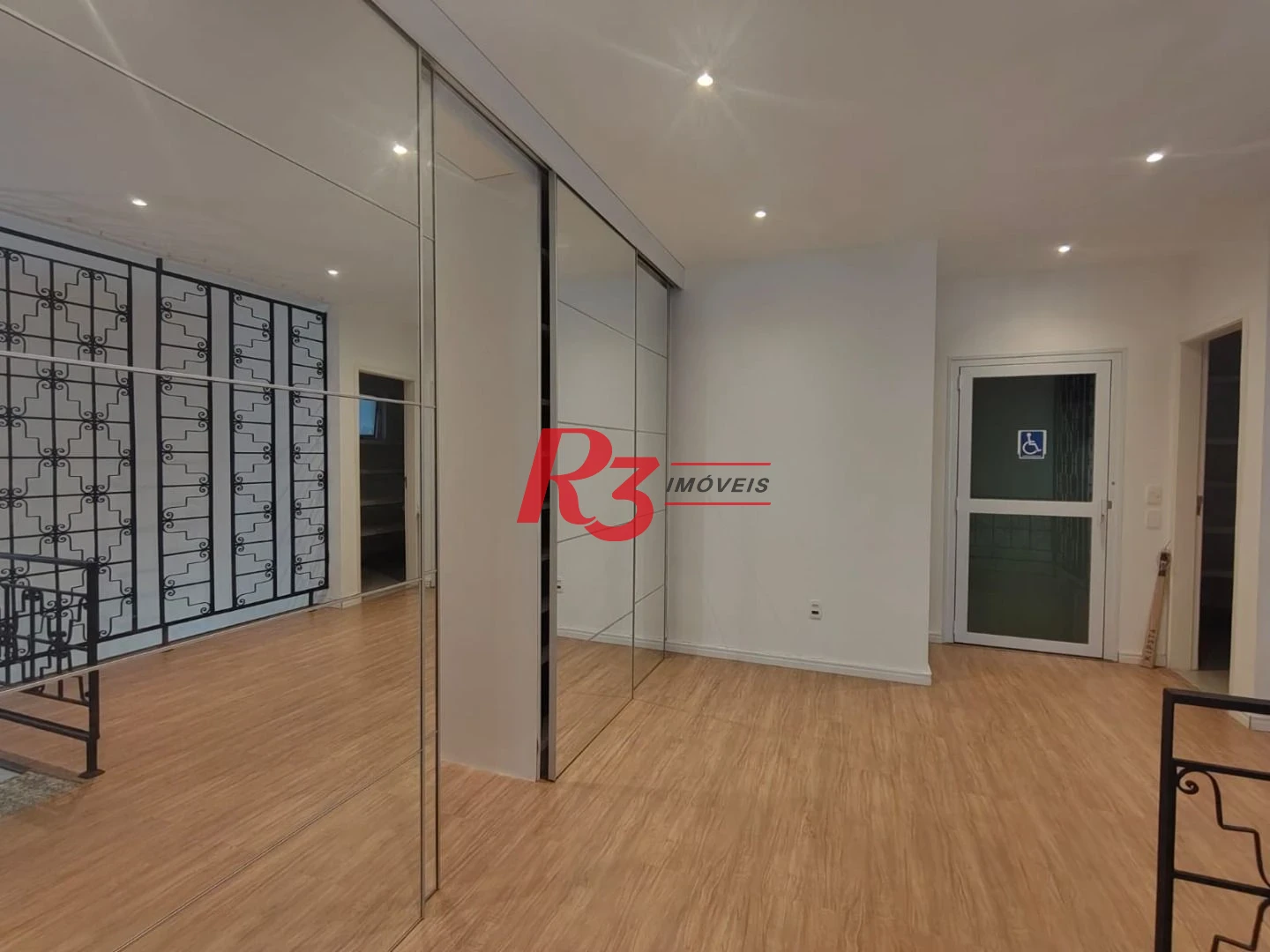 Casa comercial com 394 m² por R$ 35.000,00/mês - Pompéia - Santos/SP