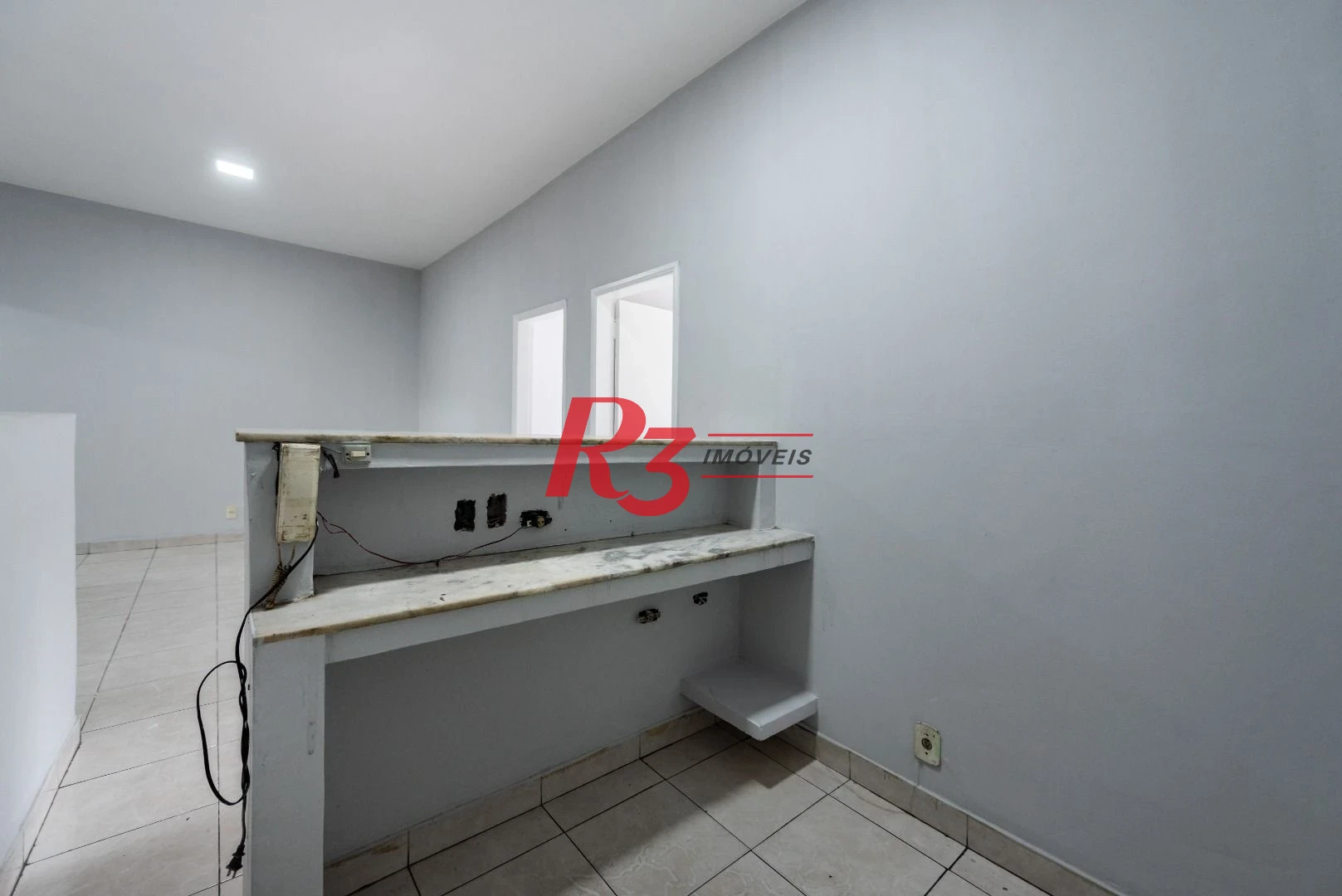 Conjunto para alugar, 102 m² por R$ 2.500,00/mês - Centro - Santos/SP