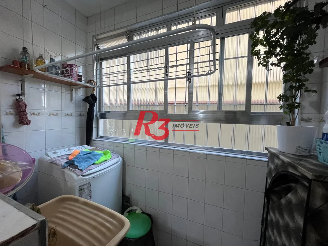 Apartamento à venda, 69 m² por R$ 370.000,00 - Encruzilhada - Santos/SP