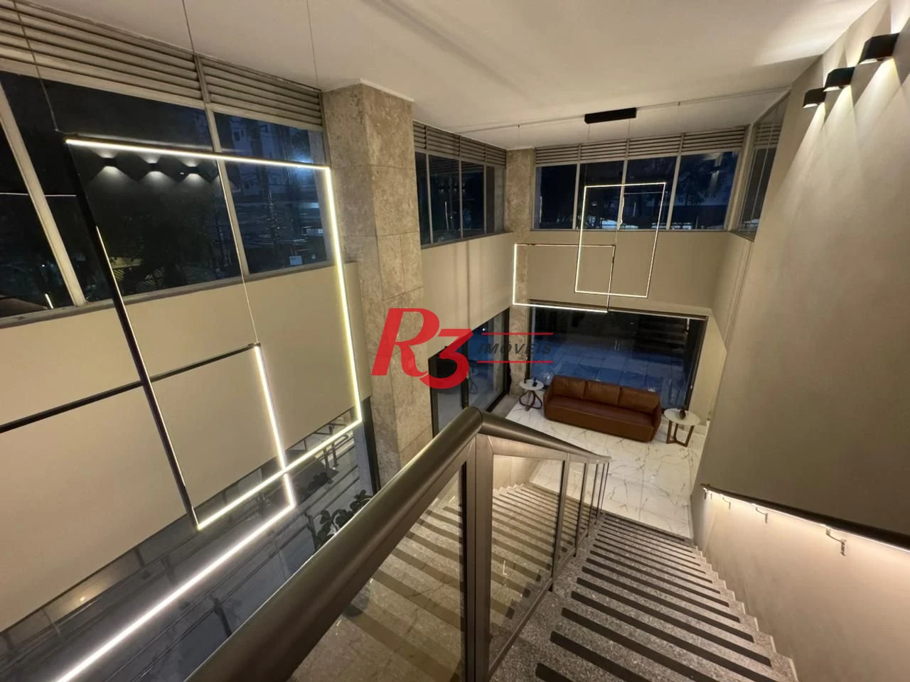 Apartamento com 3 dormitórios à venda, 142 m² por R$ 800.000,00 - Boqueirão - Santos/SP