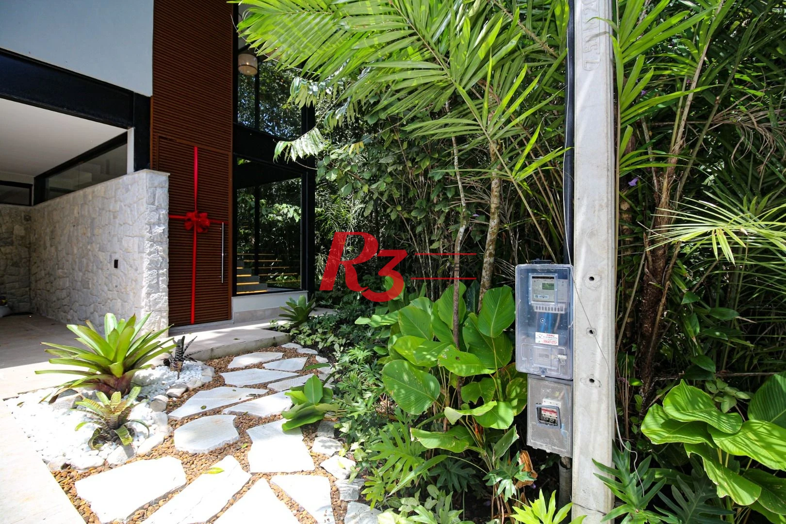 Casa com 5 dormitórios à venda, 500 m² por R$ 12.500.000,00 - Cidade Jardim Tom - Guarujá/SP
