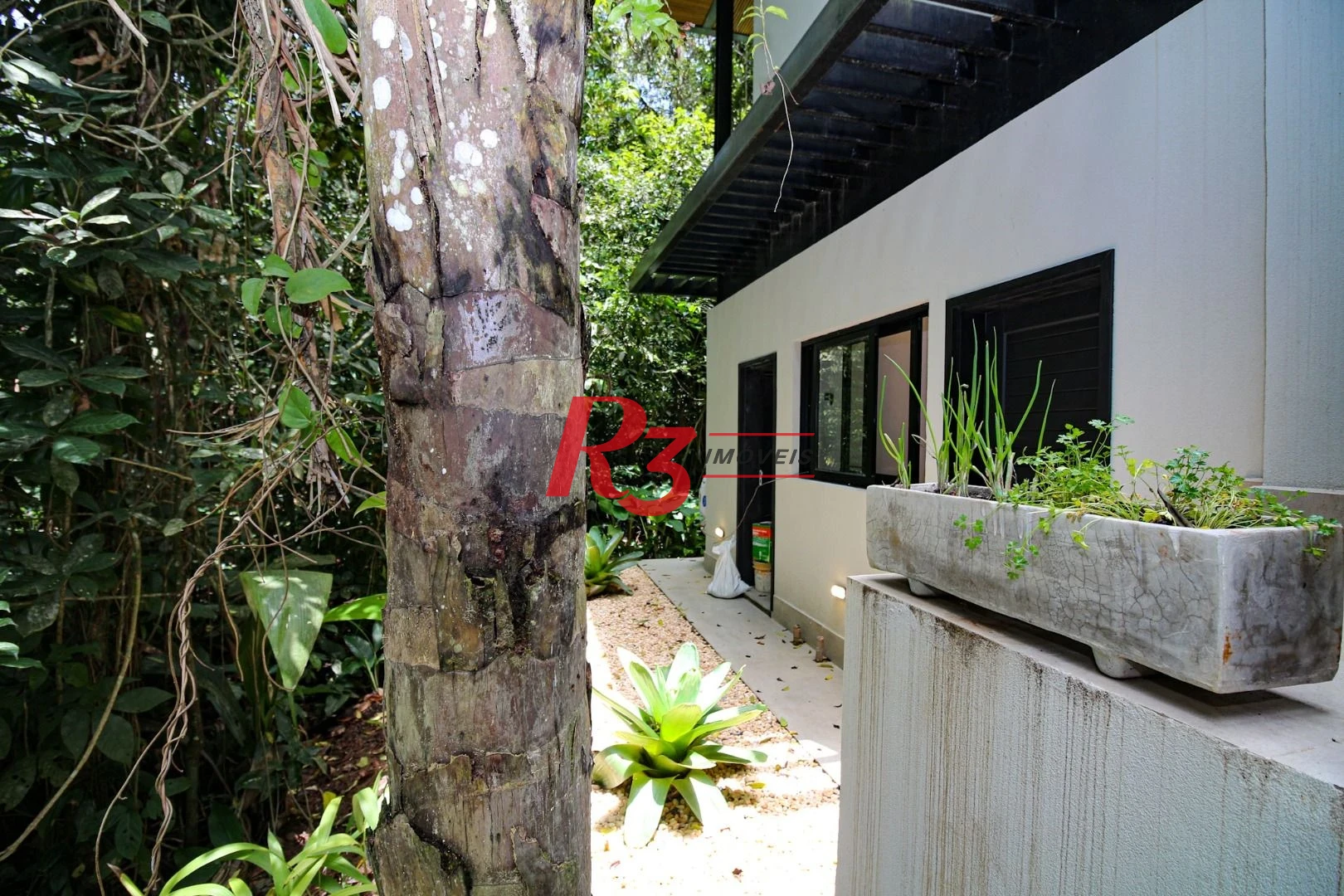Casa com 5 dormitórios à venda, 500 m² por R$ 12.500.000,00 - Cidade Jardim Tom - Guarujá/SP