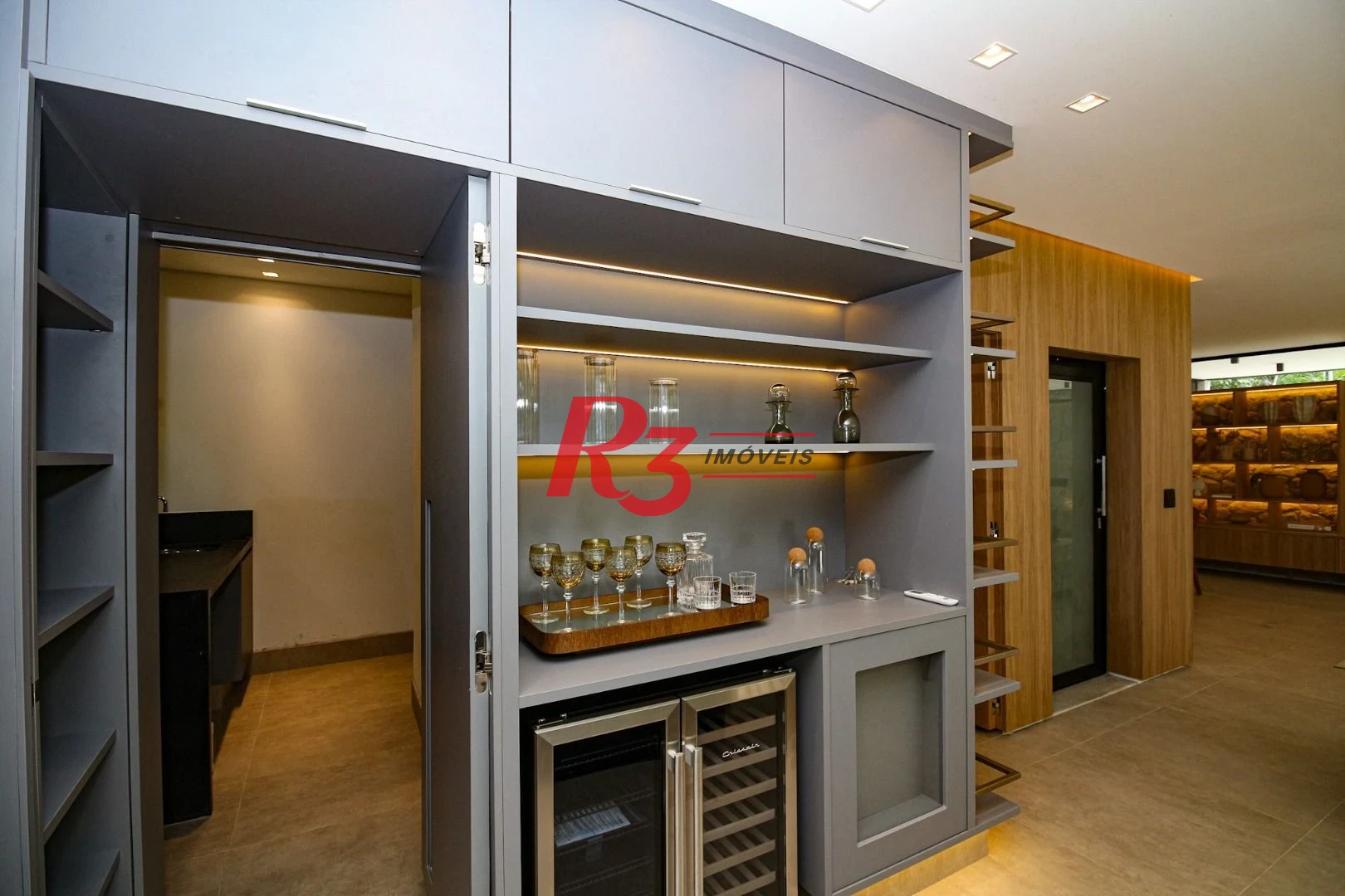 Casa com 5 dormitórios à venda, 500 m² por R$ 12.500.000,00 - Cidade Jardim Tom - Guarujá/SP
