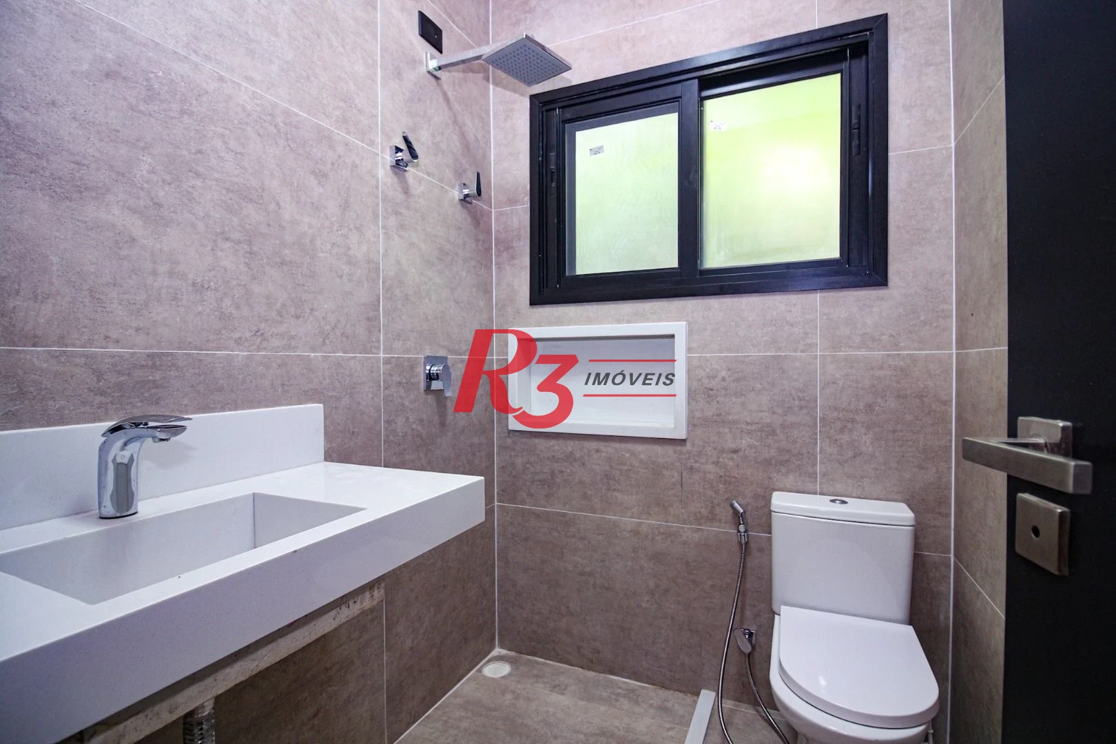 Casa com 5 dormitórios à venda, 500 m² por R$ 12.500.000,00 - Cidade Jardim Tom - Guarujá/SP