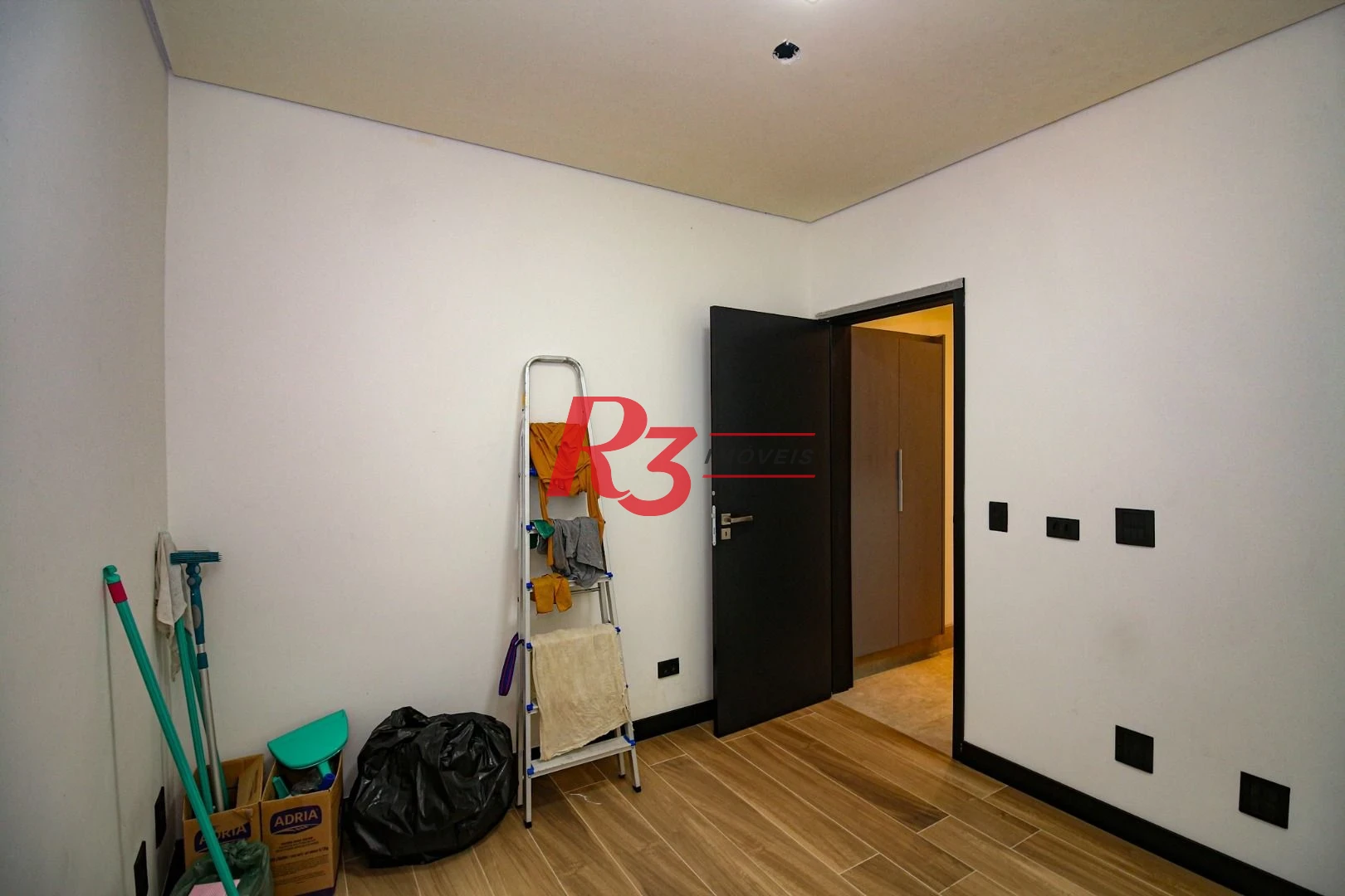 Casa com 5 dormitórios à venda, 500 m² por R$ 12.500.000,00 - Cidade Jardim Tom - Guarujá/SP