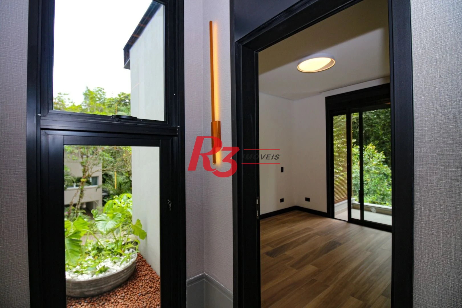 Casa com 5 dormitórios à venda, 500 m² por R$ 12.500.000,00 - Cidade Jardim Tom - Guarujá/SP