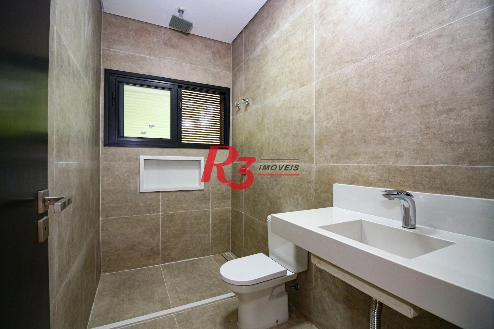 Casa com 5 dormitórios à venda, 500 m² por R$ 12.500.000,00 - Cidade Jardim Tom - Guarujá/SP