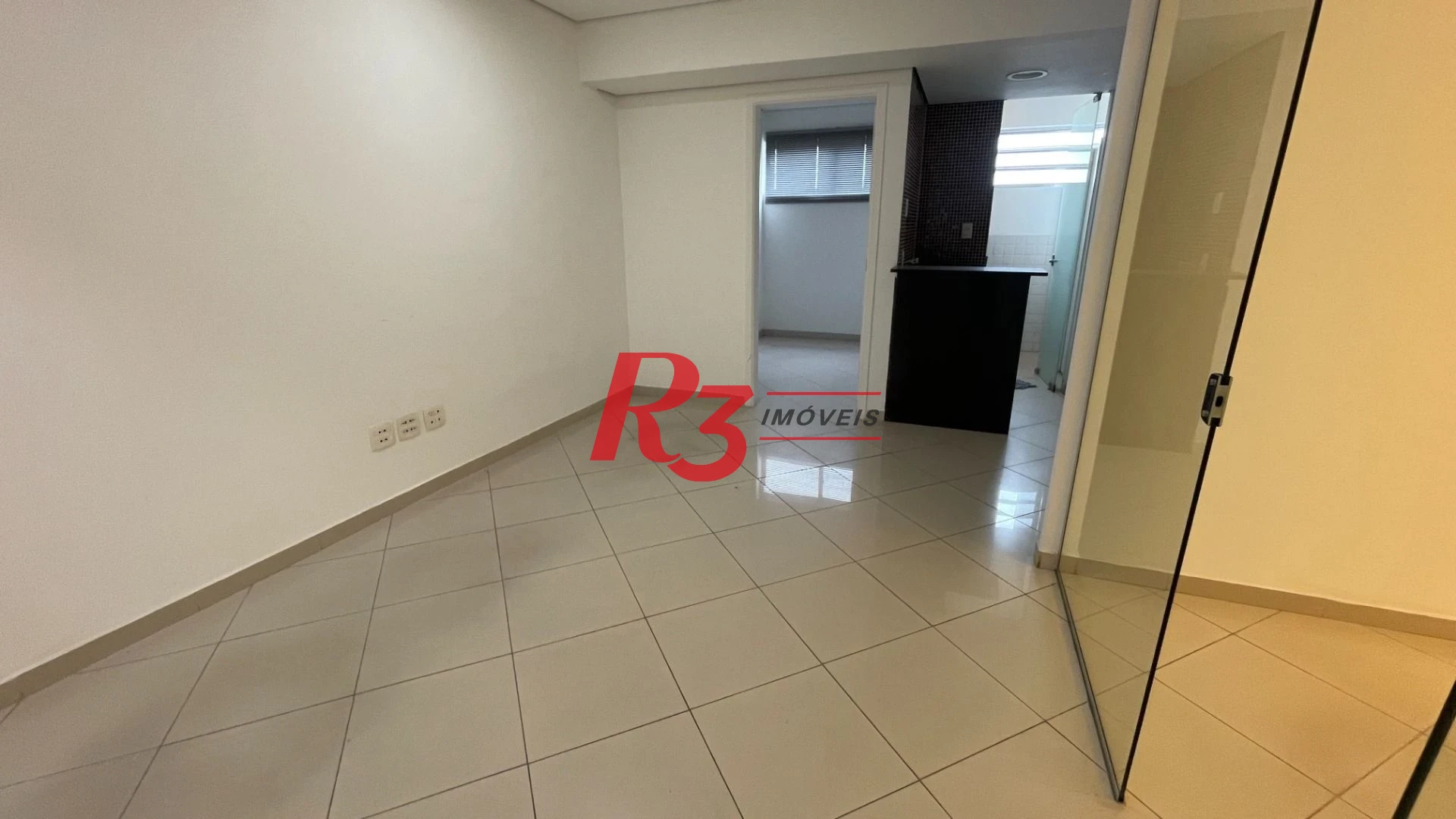 Conjunto para alugar, 118 m² por R$ 2.500,02/mês - Centro - Santos/SP