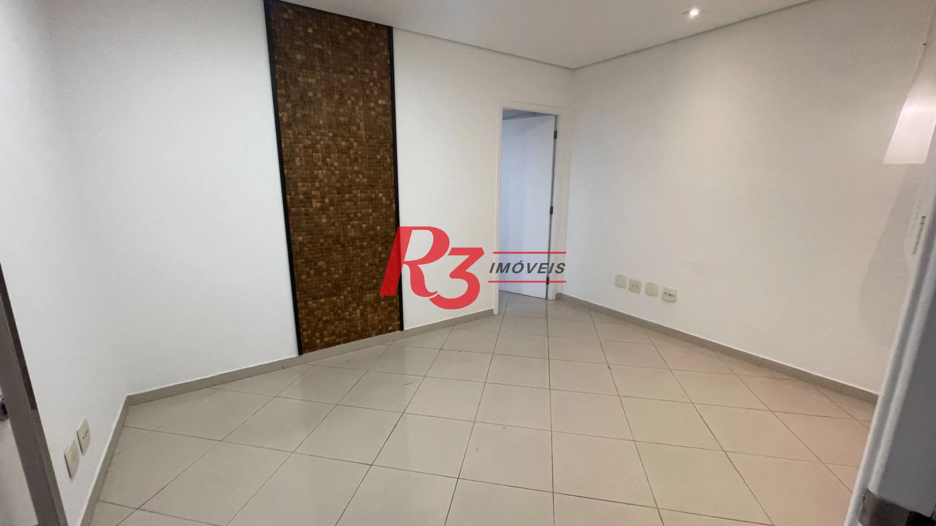 Conjunto para alugar, 118 m² por R$ 2.500,02/mês - Centro - Santos/SP