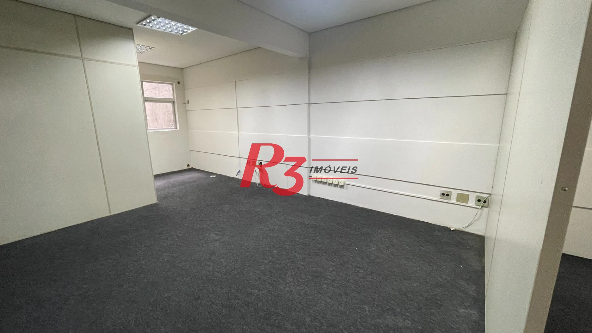 Conjunto para alugar, 118 m² por R$ 2.500,02/mês - Centro - Santos/SP