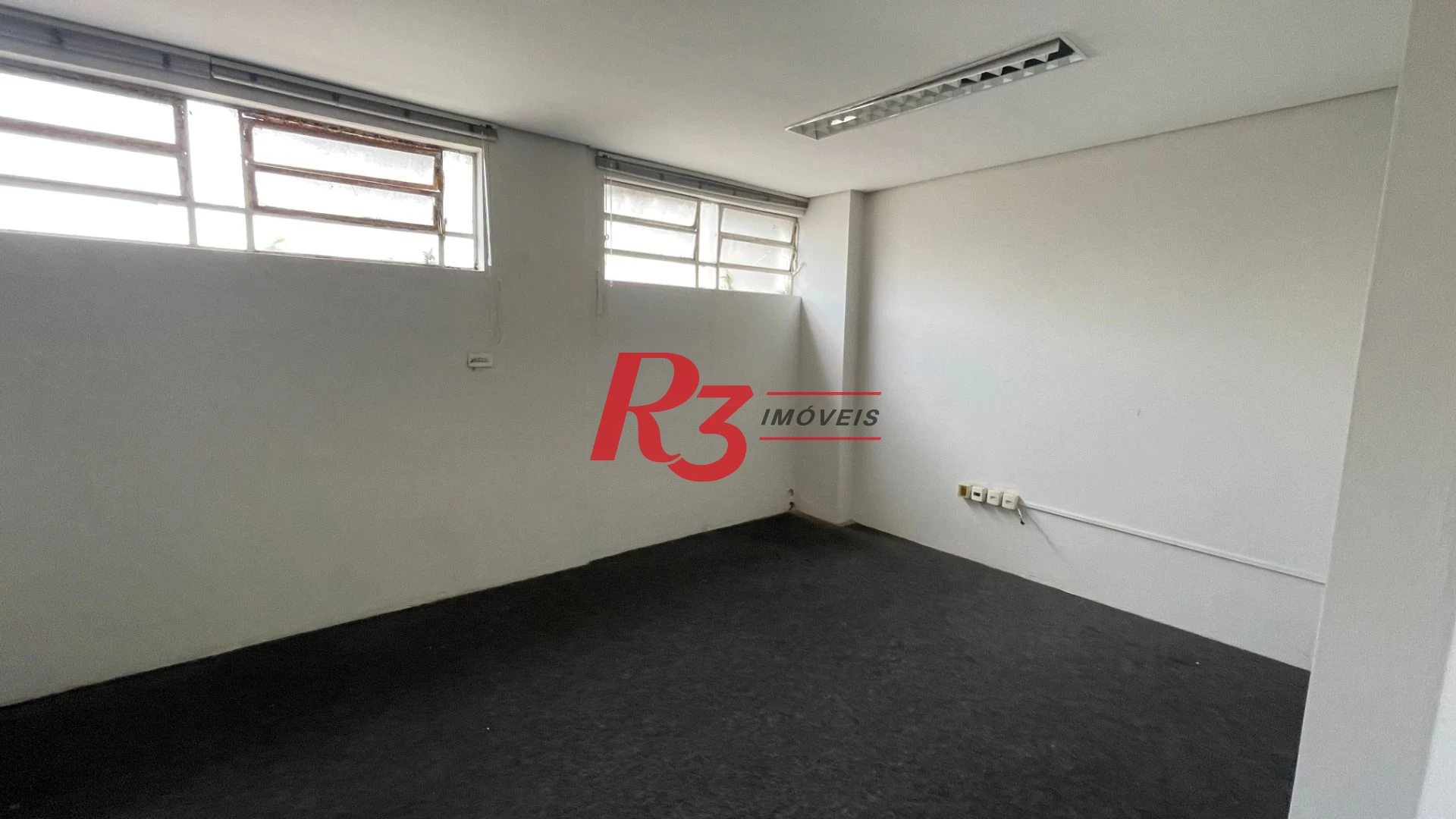 Conjunto para alugar, 118 m² por R$ 2.500,02/mês - Centro - Santos/SP