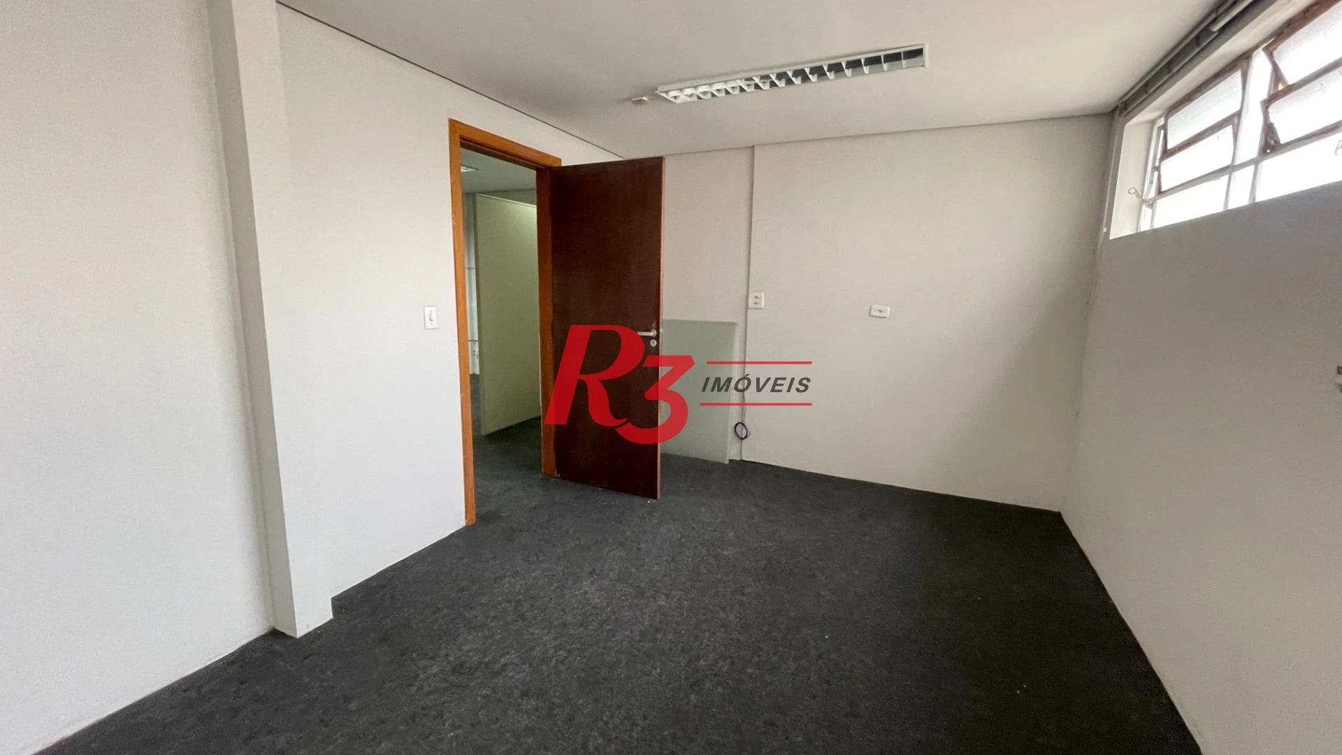 Conjunto para alugar, 118 m² por R$ 2.500,02/mês - Centro - Santos/SP
