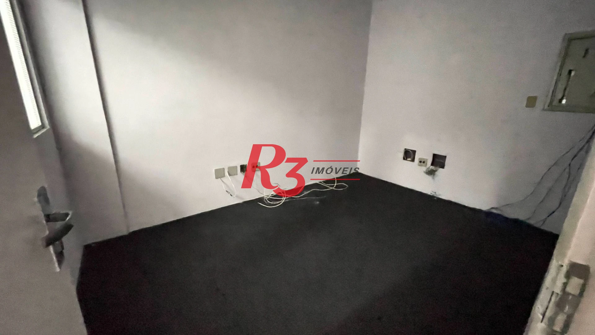 Conjunto para alugar, 118 m² por R$ 2.500,02/mês - Centro - Santos/SP