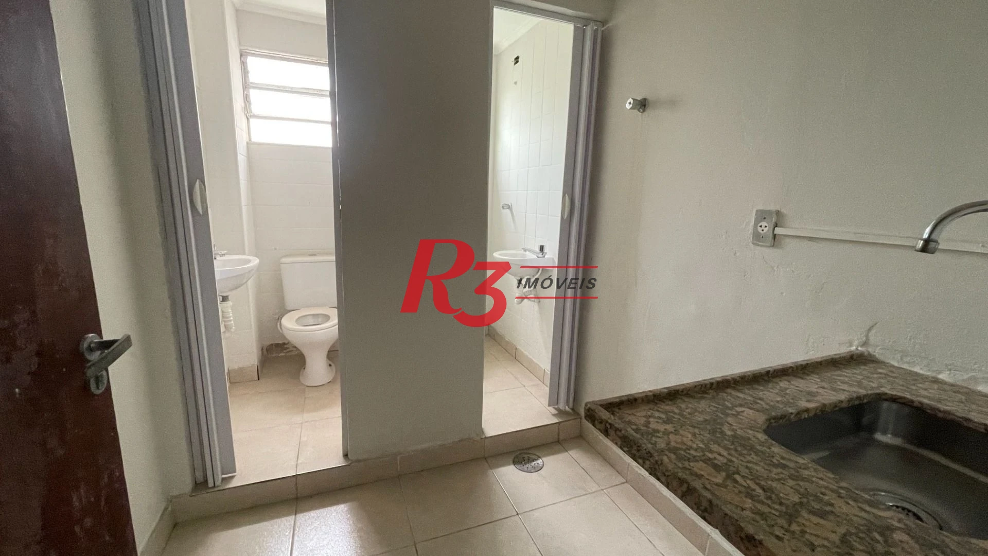 Conjunto para alugar, 118 m² por R$ 2.500,02/mês - Centro - Santos/SP