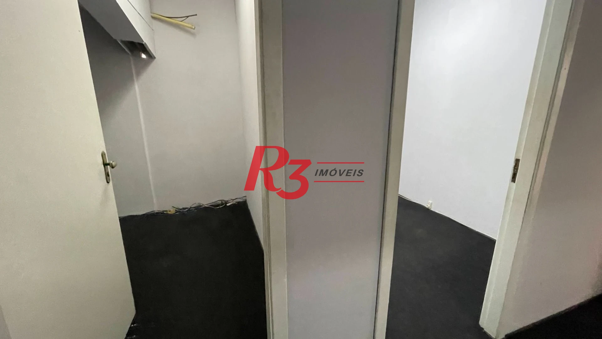 Conjunto para alugar, 118 m² por R$ 2.500,02/mês - Centro - Santos/SP