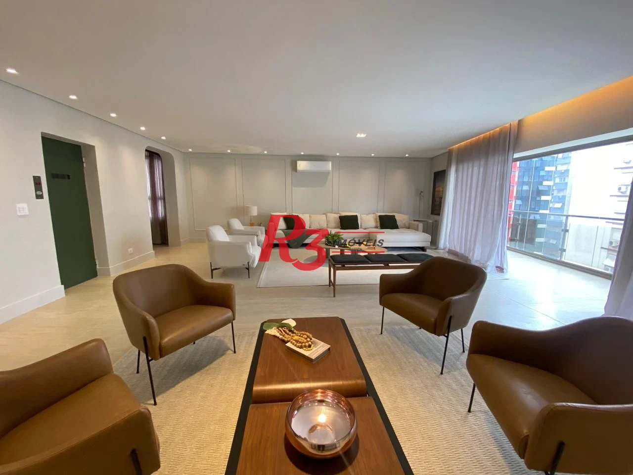 Apartamento com 4 Quartos à venda, 257 m² por R$ 3.130.000 - Gonzaga - Santos/SP