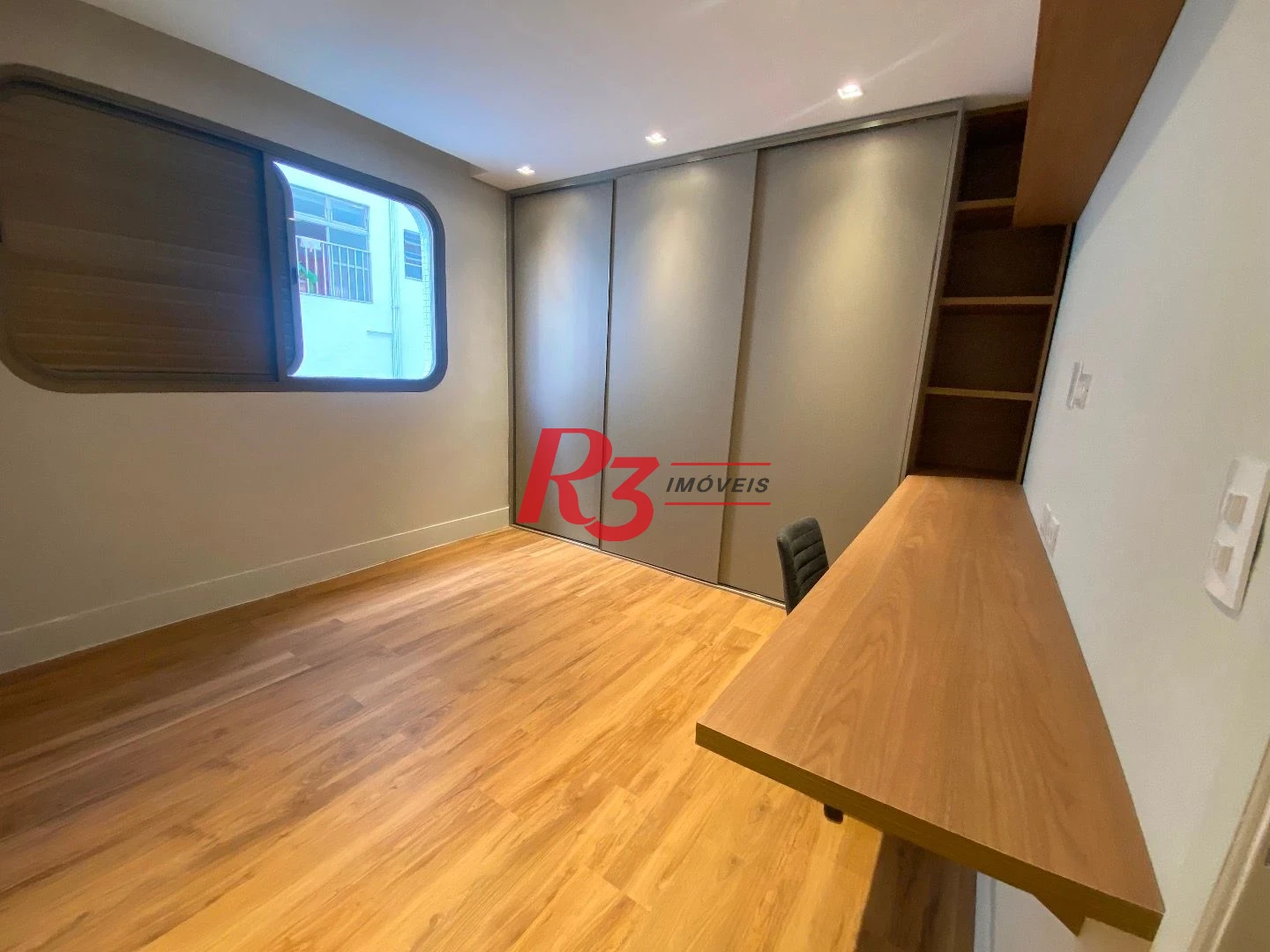 Apartamento com 4 Quartos à venda, 257 m² por R$ 3.130.000 - Gonzaga - Santos/SP