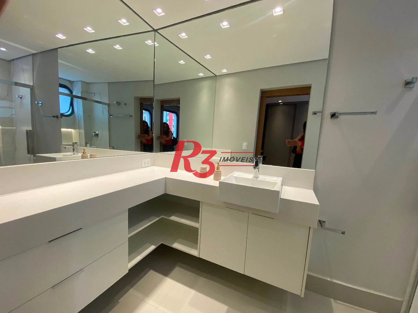 Apartamento com 4 Quartos à venda, 257 m² por R$ 3.130.000 - Gonzaga - Santos/SP