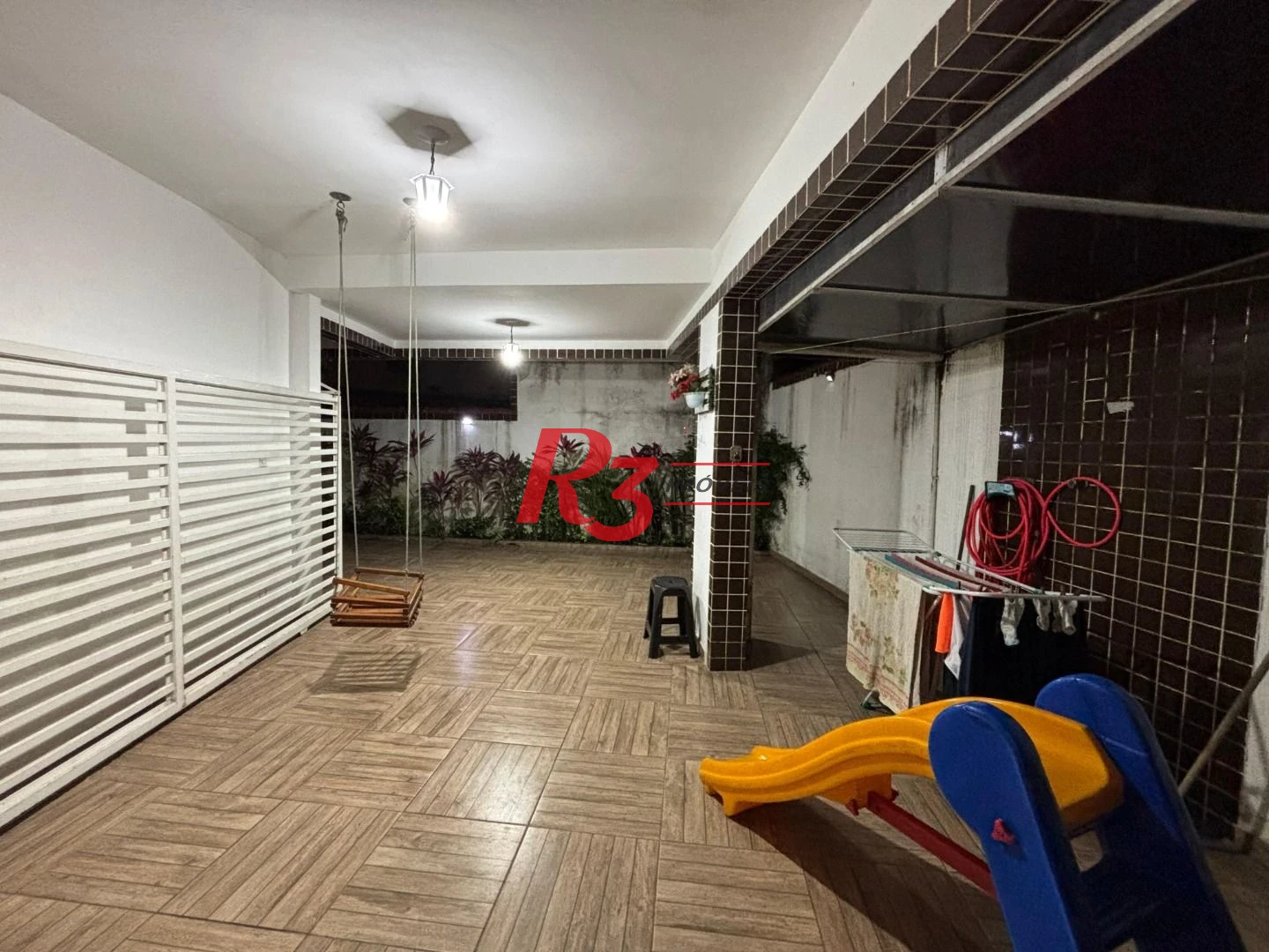 Sobrado à venda, 117 m² por R$ 600.000,00 - Macuco - Santos/SP