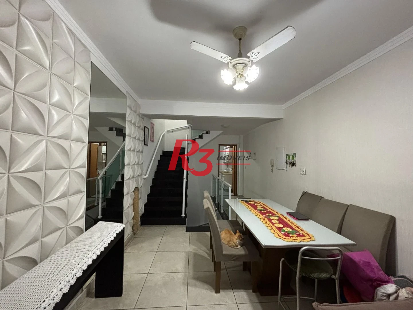 Sobrado à venda, 117 m² por R$ 600.000,00 - Macuco - Santos/SP