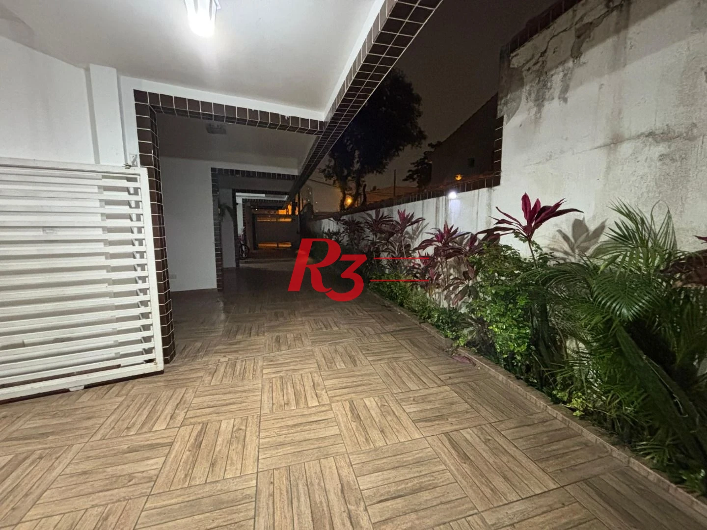 Sobrado à venda, 117 m² por R$ 600.000,00 - Macuco - Santos/SP