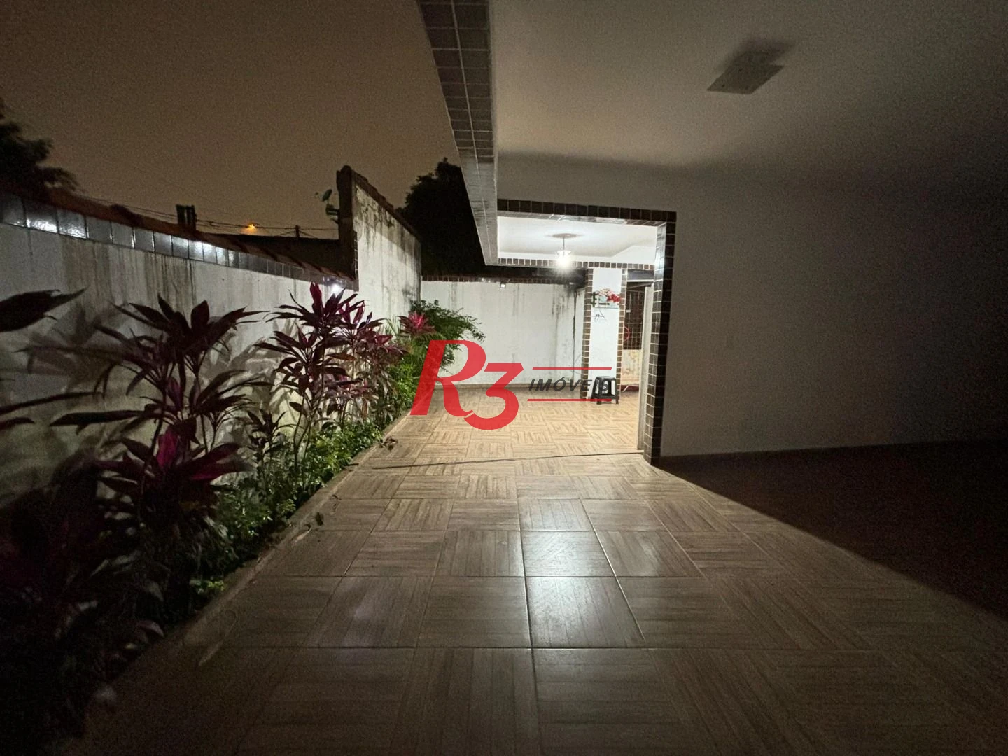 Sobrado à venda, 117 m² por R$ 600.000,00 - Macuco - Santos/SP