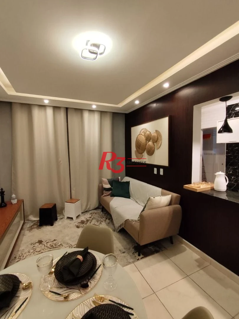 Apartamento com 2 dormitórios à venda, 60 m² por R$ 350.000,00 - Vila Voturuá - São Vicente/SP