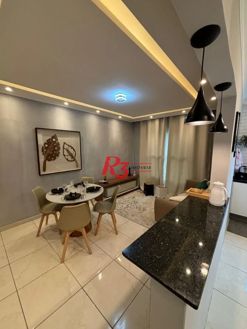 Apartamento com 2 dormitórios à venda, 60 m² por R$ 350.000,00 - Vila Voturuá - São Vicente/SP