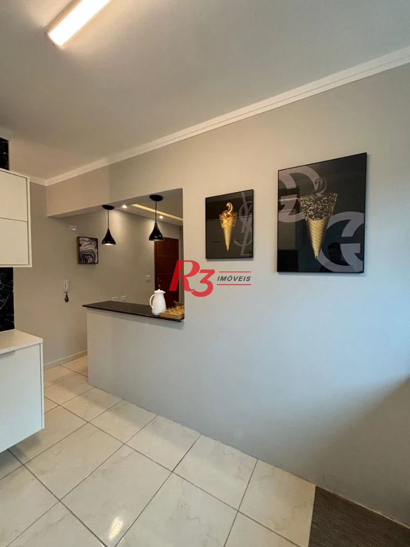 Apartamento com 2 dormitórios à venda, 60 m² por R$ 350.000,00 - Vila Voturuá - São Vicente/SP