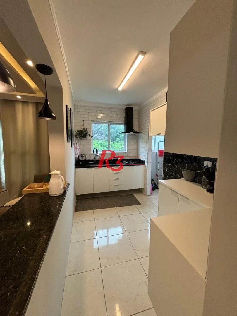 Apartamento com 2 dormitórios à venda, 60 m² por R$ 350.000,00 - Vila Voturuá - São Vicente/SP