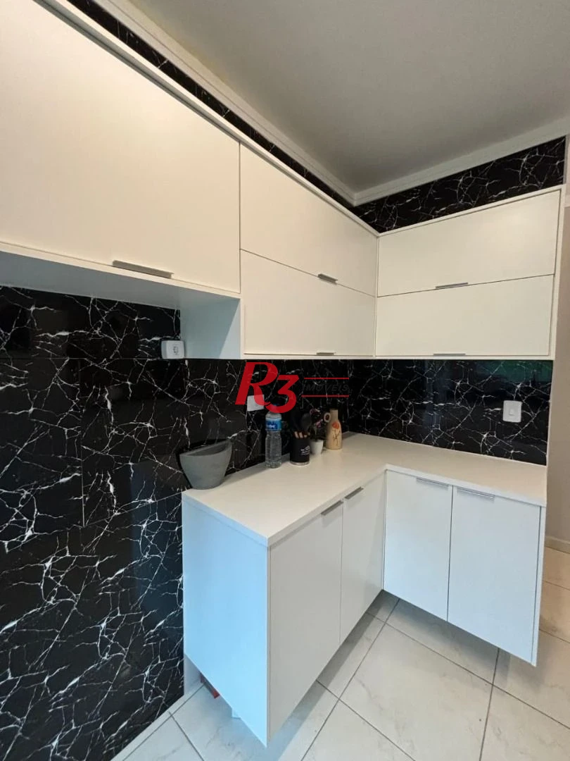 Apartamento com 2 dormitórios à venda, 60 m² por R$ 350.000,00 - Vila Voturuá - São Vicente/SP