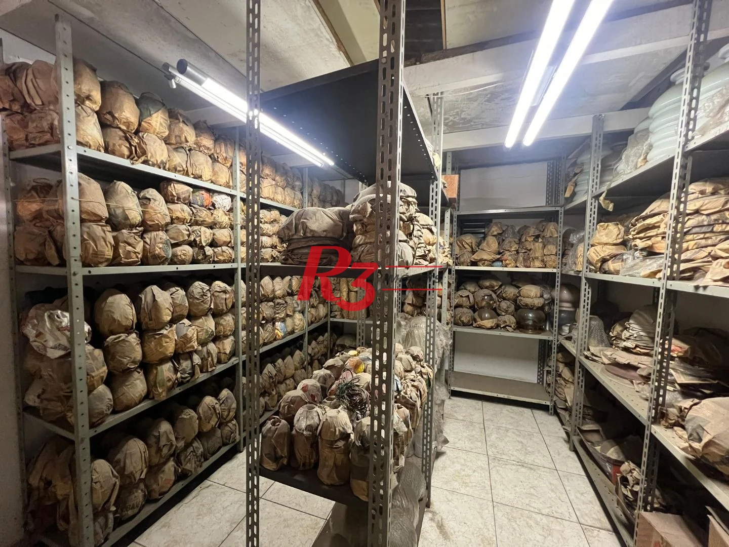 Galpão à venda, 550 m² por R$ 4.500.000,00 - Macuco - Santos/SP