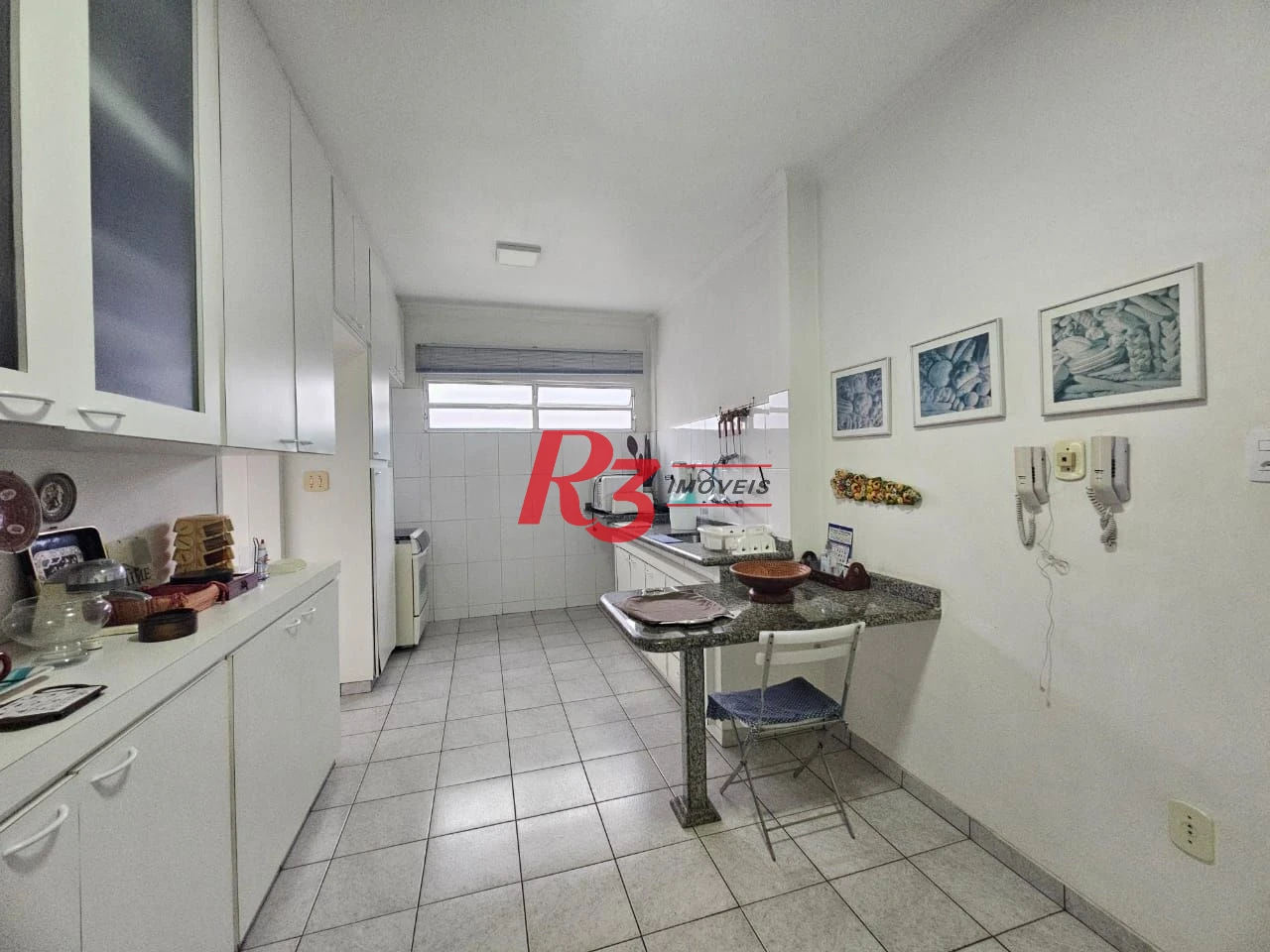 Apartamento á venda 3 quartos 190M² Mobiliado 1Vg na Praia do Gonzaga.