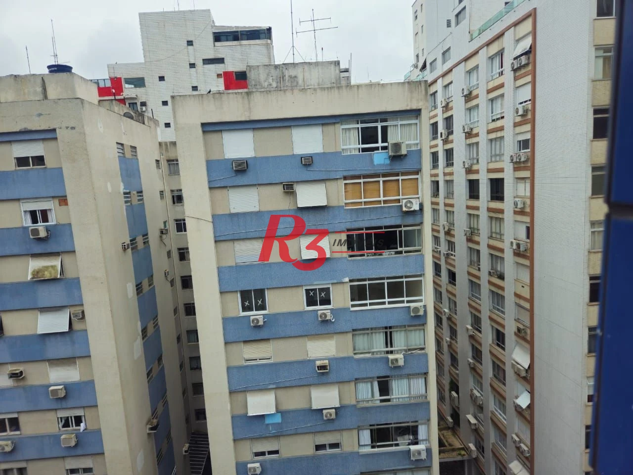Apartamento á venda 3 quartos 190M² Mobiliado 1Vg na Praia do Gonzaga.