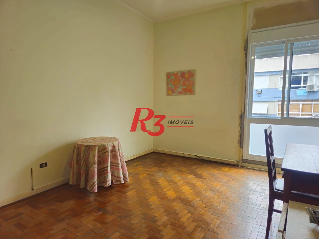 Apartamento á venda 3 quartos 190M² Mobiliado 1Vg na Praia do Gonzaga.