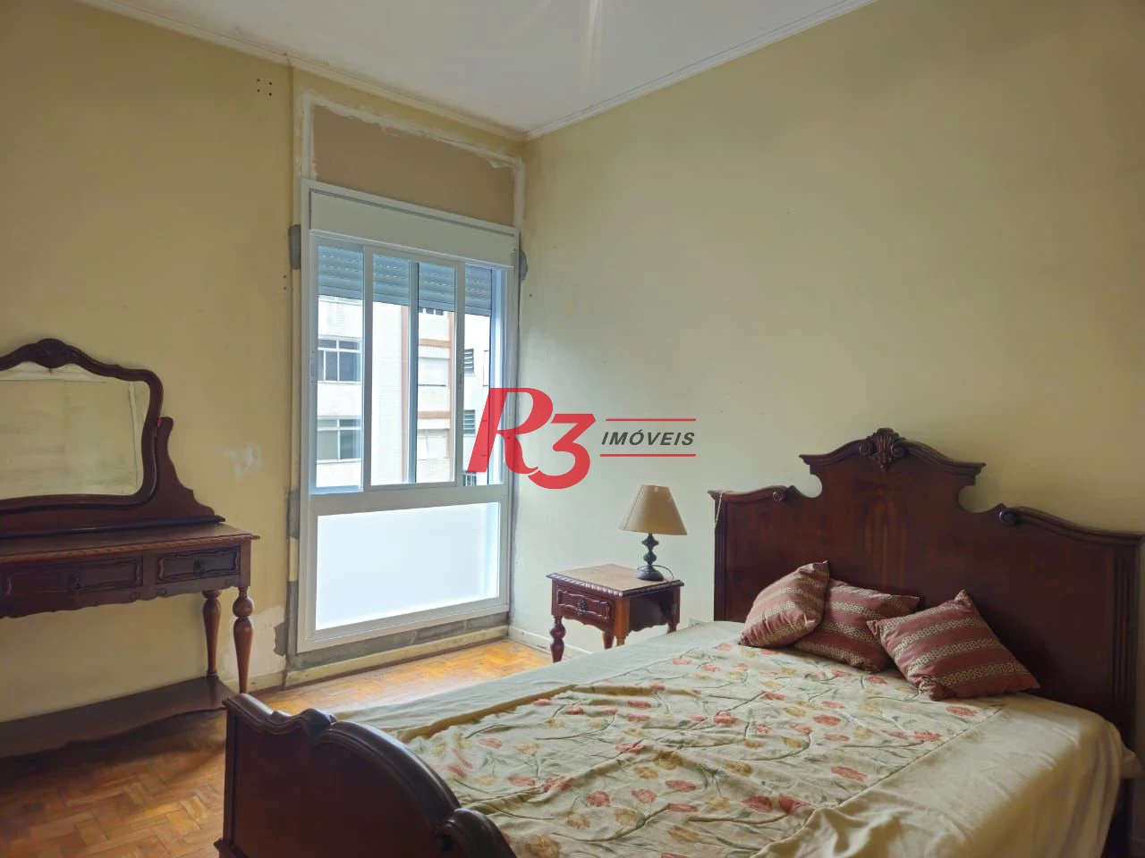 Apartamento á venda 3 quartos 190M² Mobiliado 1Vg na Praia do Gonzaga.