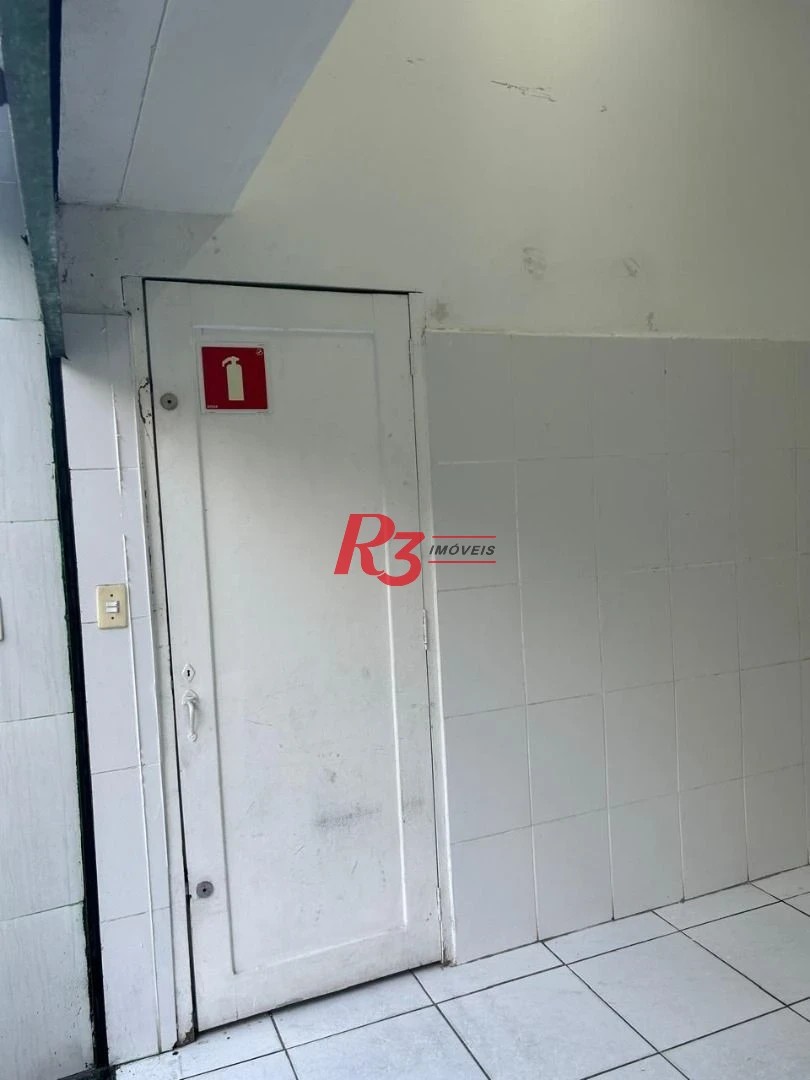 Loja para alugar, 190 m² por R$ 7.900,00/mês - José Menino - Santos/SP