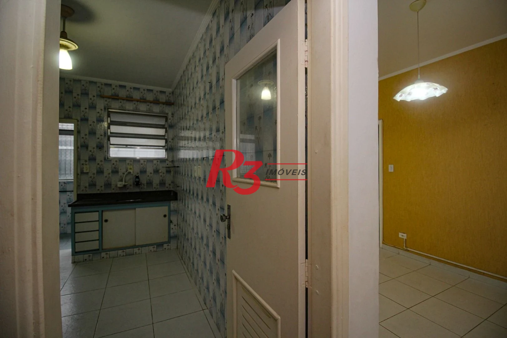 Apartamento com 2 dormitórios à venda, 78 m² por R$ 469.000,00 - Boqueirão - Santos/SP