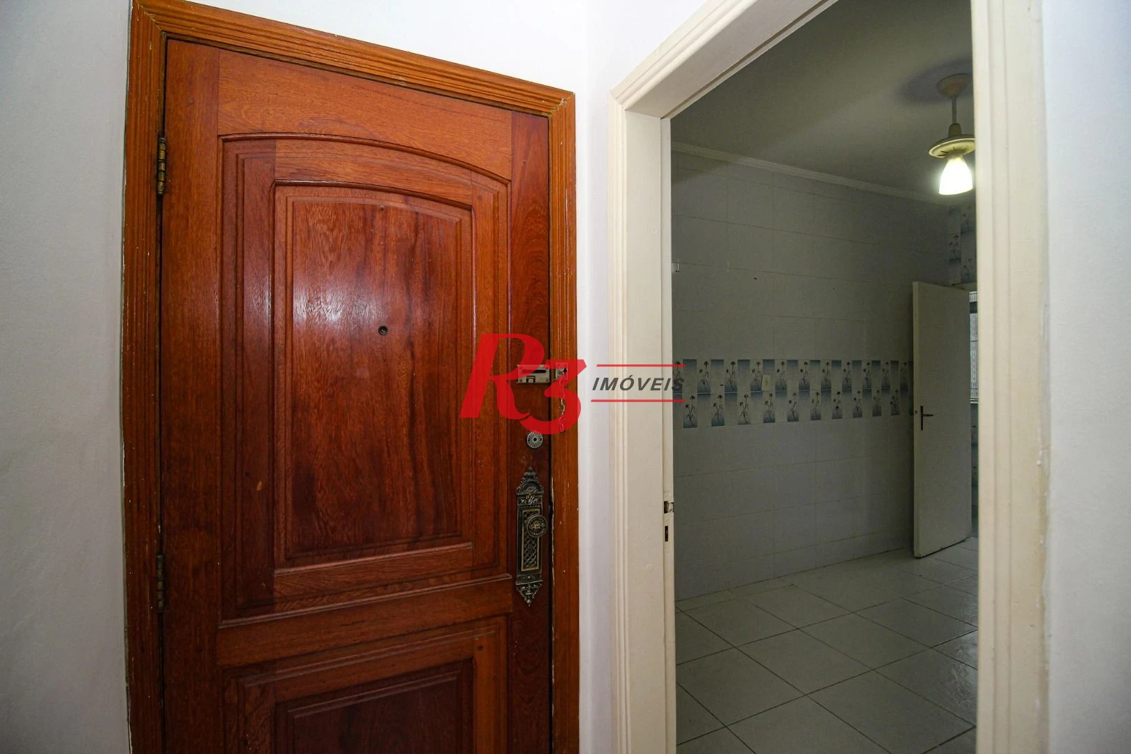 Apartamento com 2 dormitórios à venda, 78 m² por R$ 469.000,00 - Boqueirão - Santos/SP