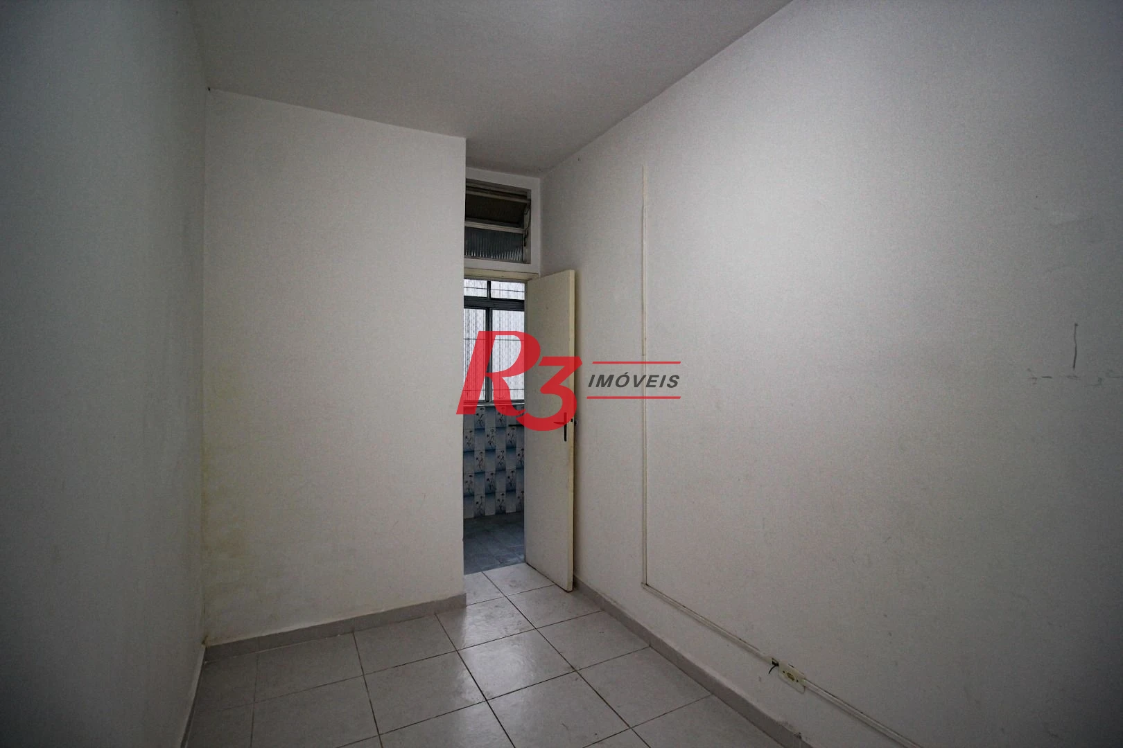 Apartamento com 2 dormitórios à venda, 78 m² por R$ 469.000,00 - Boqueirão - Santos/SP