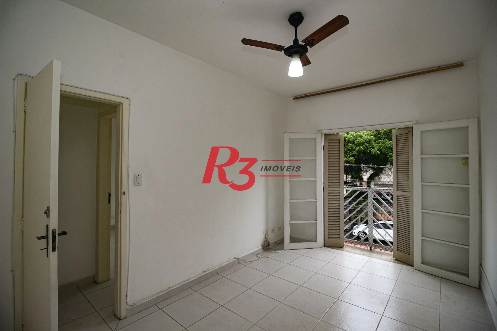 Apartamento com 2 dormitórios à venda, 78 m² por R$ 469.000,00 - Boqueirão - Santos/SP