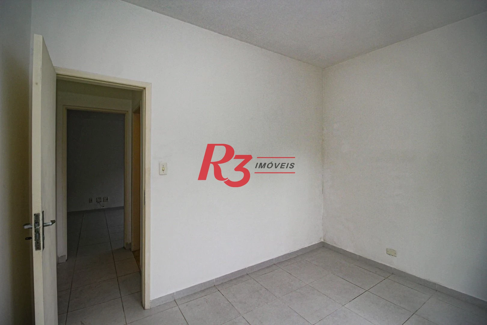 Apartamento com 2 dormitórios à venda, 78 m² por R$ 469.000,00 - Boqueirão - Santos/SP