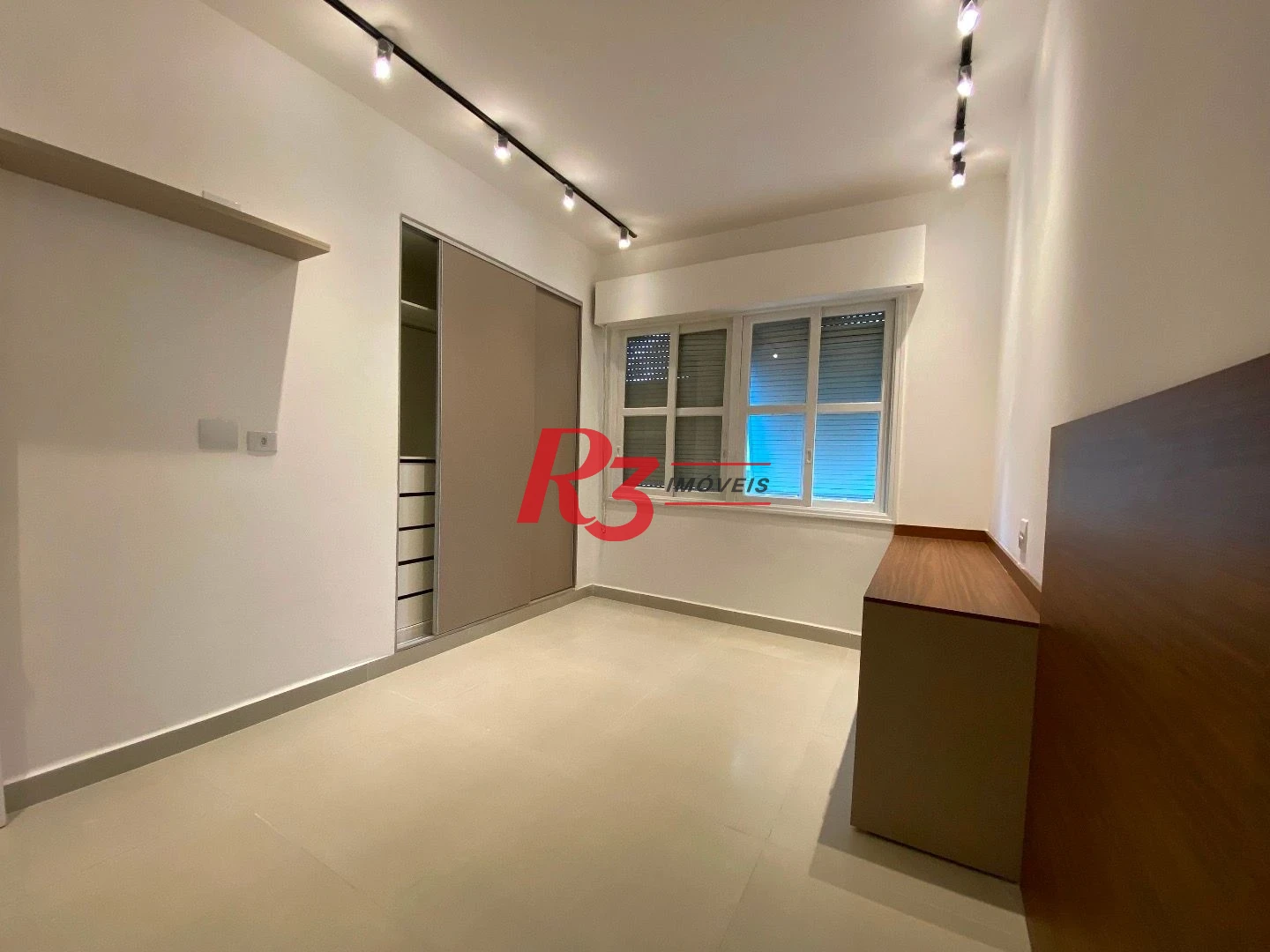 Apartamento com 3 Quartos à venda, 134 m² por R$ 790.000 - Gonzaga - Santos/SP