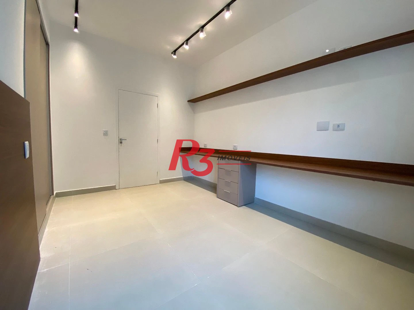 Apartamento com 3 Quartos à venda, 134 m² por R$ 790.000 - Gonzaga - Santos/SP