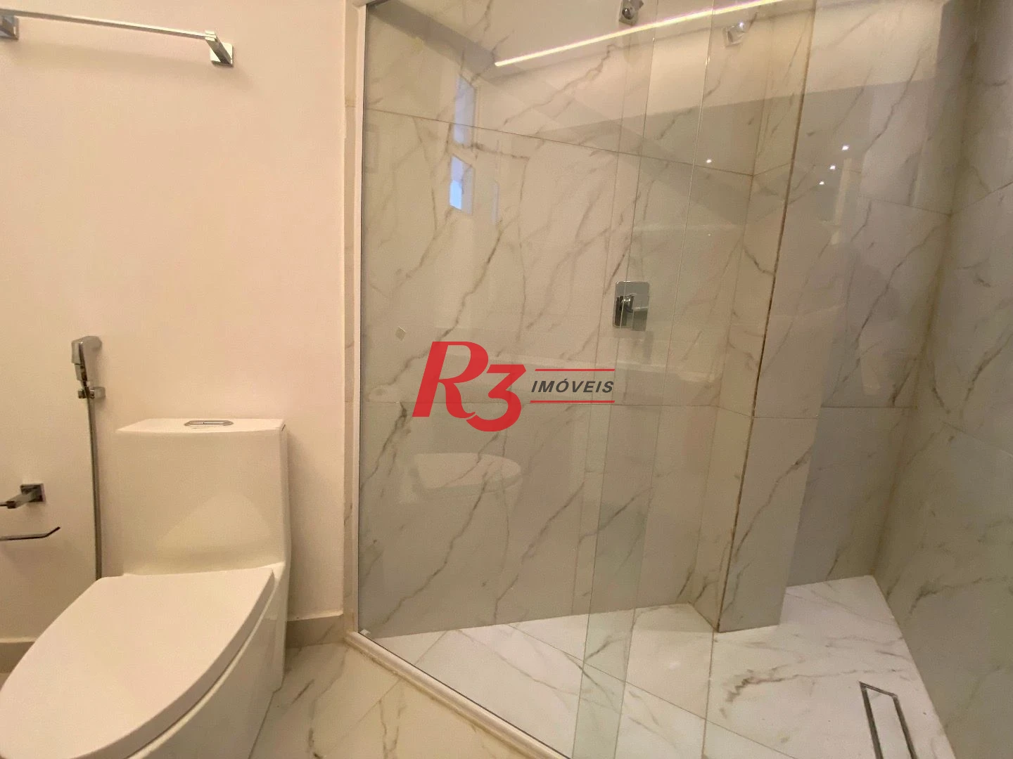 Apartamento com 3 Quartos à venda, 134 m² por R$ 790.000 - Gonzaga - Santos/SP