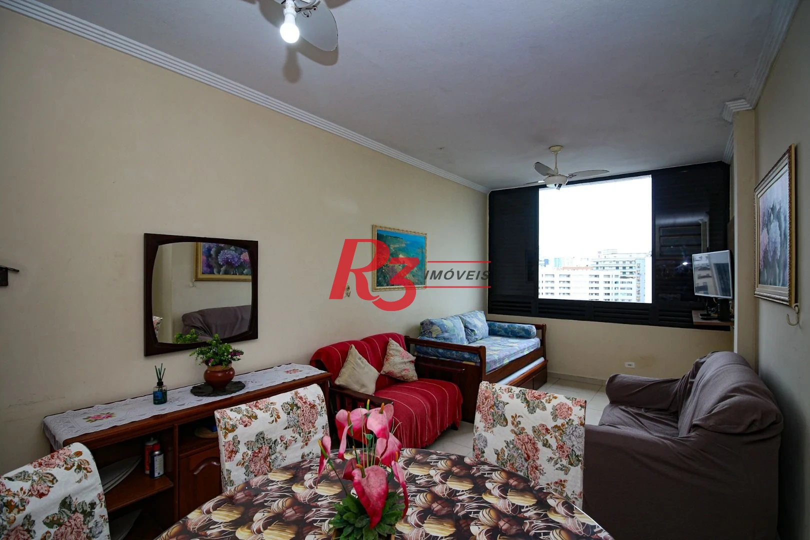Apartamento com 2 dormitórios à venda, 80 m² por R$ 750.000,00 - Gonzaga - Santos/SP